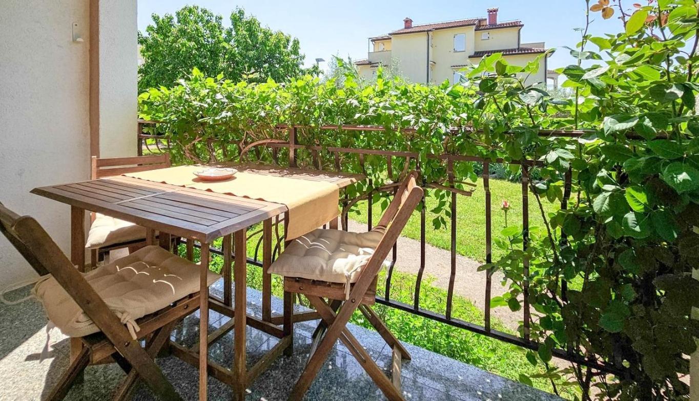 Apartments Maria Novigrad Istria Eksteriør billede